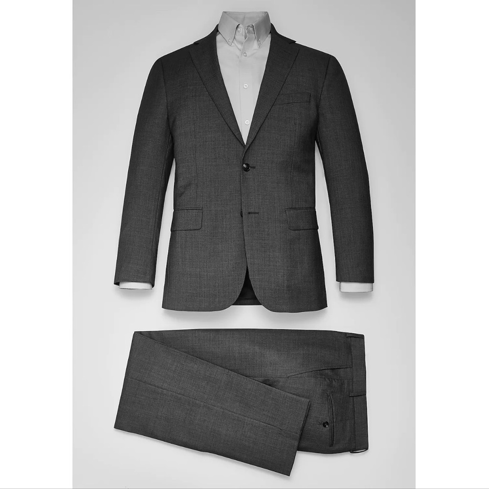 Jos. A Banks Traveler Collection Tailored Fit Tic Weave Suit Grey Size 35 Reg
